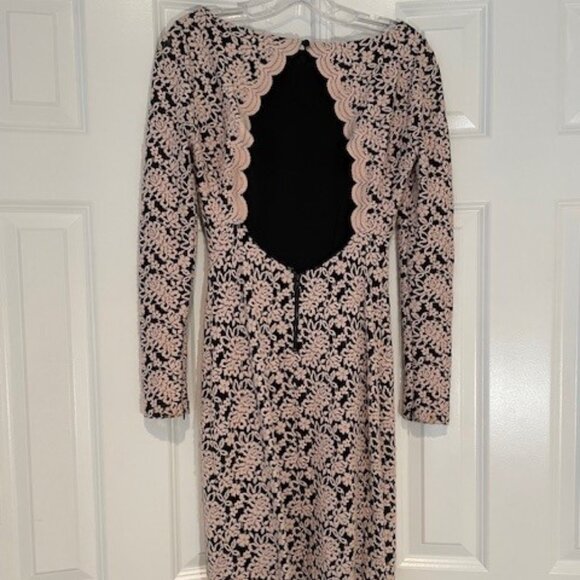 Alice + Olivia Backless Long Sleeve Black and Cream Lace Dress– Sz 4 - Picture 6 of 15